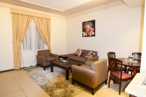 Al Mishkah Apartment