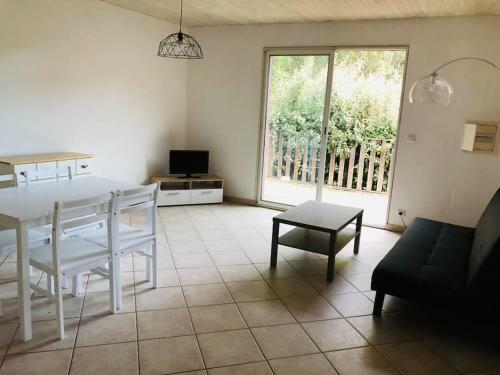 Maison Avec Piscine Chauff�e Proche Porto Vecchio