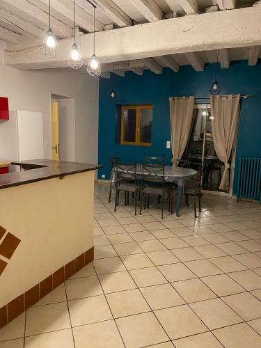 Saint Bris Le Vineux : Maison de Caract�re