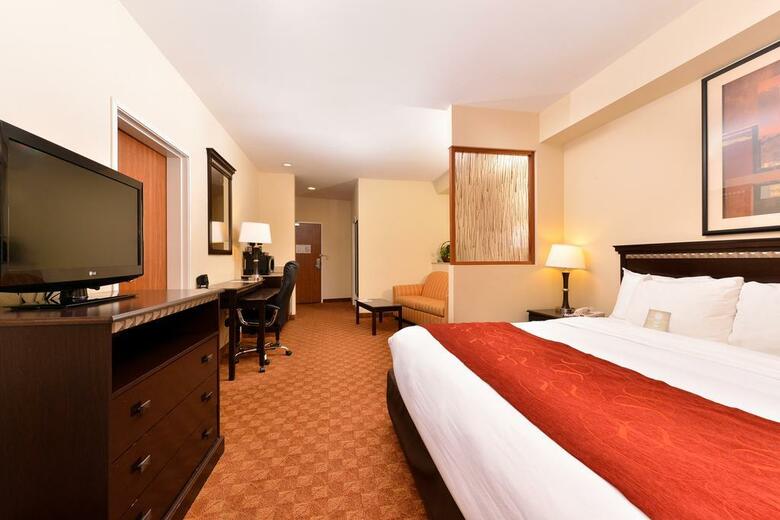 Hotel Comfort Suites Eugene
