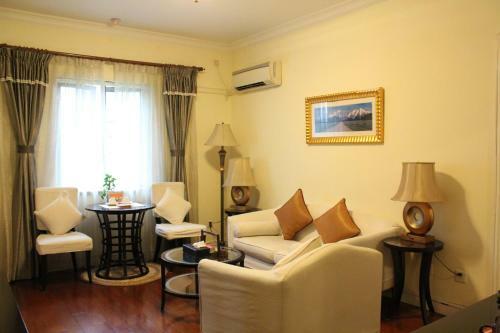 Aparthotel Ladoll Service Apartments