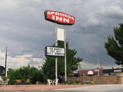 Motel Springs Inn