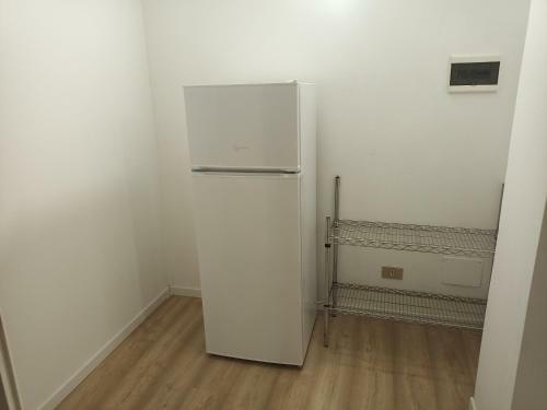 Apartamento Ampio Bilocale Seminterrato 80mq