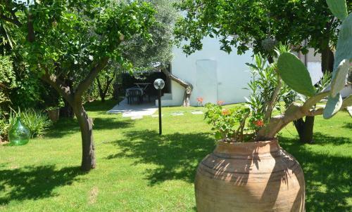Apartamento Appartamenti La Baia Del Ra�s