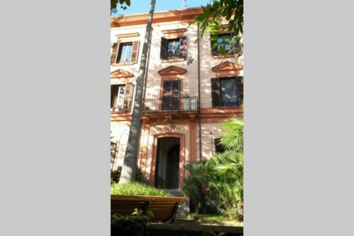 Il Guardiano Di Villa Falco