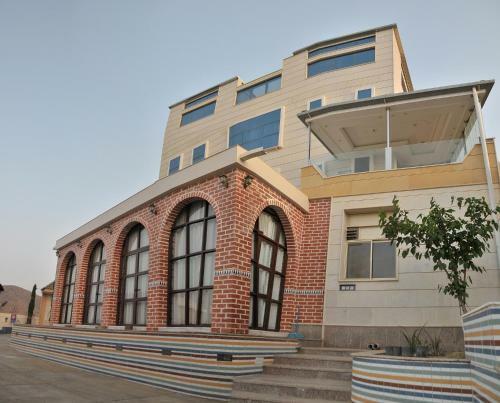 Hotel Mountain Palace