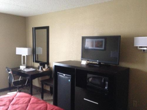 Hotel Clarion Inn & Suites Harrisburg/hershey