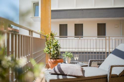 Divian Apartments