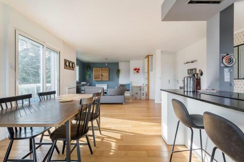 Maison St-romain - 3 Chb - 8 Personnes - Parking