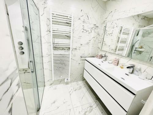 Apartamento Modern Appartment & Pool & Seaview In St Tropez