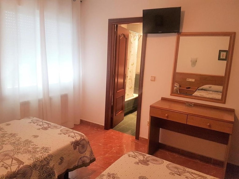 Hostal Pensi�n Residencia Xaraiba