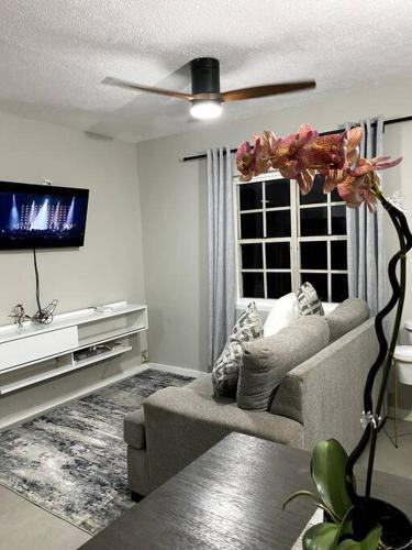 Apartamento Rose&eddie -worthington: Central 2br W/ Parking ++