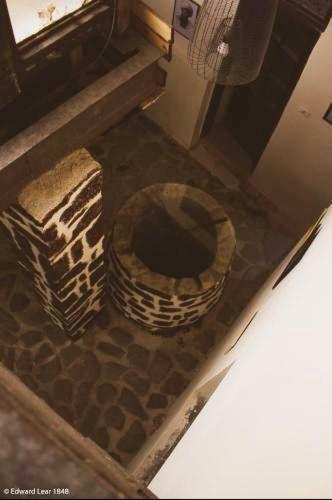 Hostel Edward Lear 1848