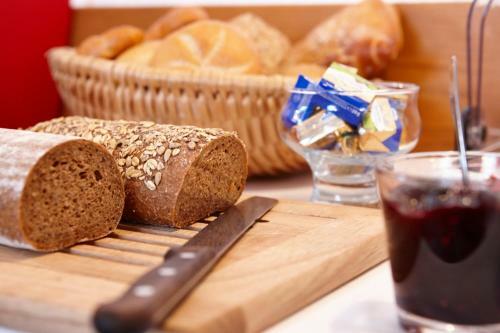 Hostal G�stehaus Alpina