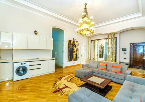 Apartment On Mado - Nizami St