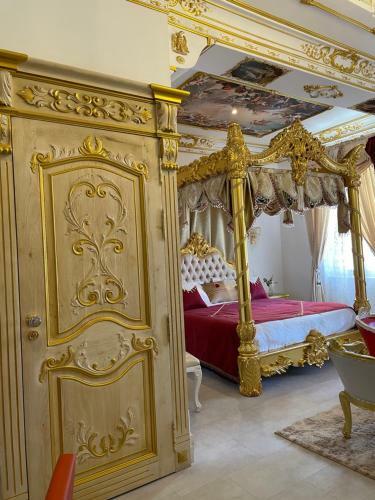 Hostal Suite Imp�riale Maison de L'�glise Du Couvent