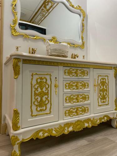 Hostal Suite Imp�riale Maison de L'�glise Du Couvent