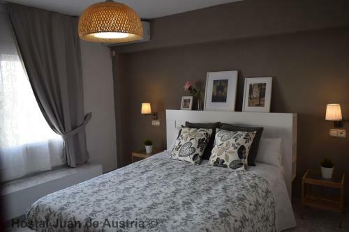 Hostal Juan De Austria I