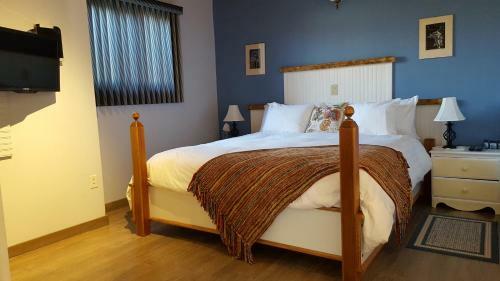 Duck Pond B&B Cottage