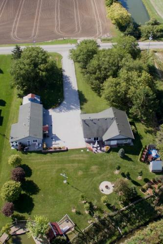 Duck Pond B&B Cottage