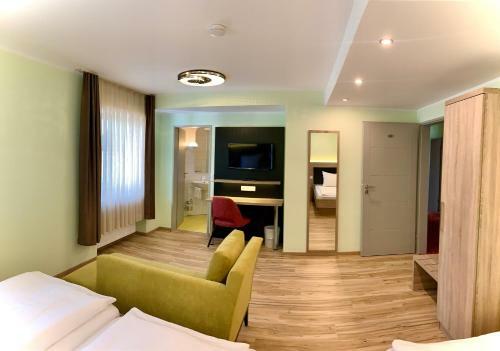 Hostal Hotel Zur Fl�h