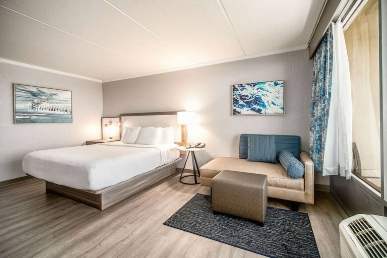 Hotel La Quinta Inn & Suites Cocoa Beach Oceanfront