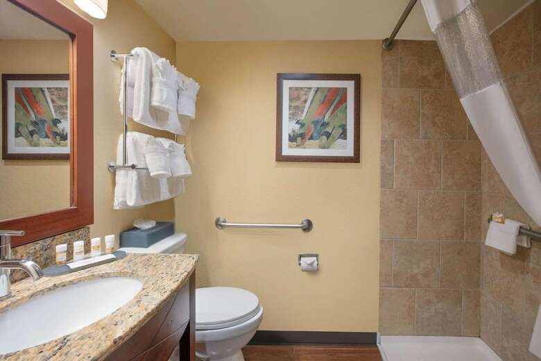 Hotel La Quinta Inn & Suites Cocoa Beach Oceanfront