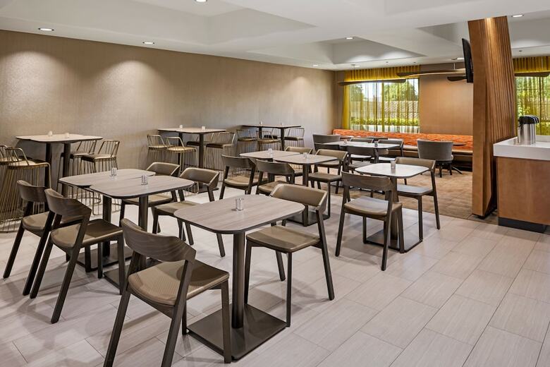 Hotel Comfort Suites Turlock
