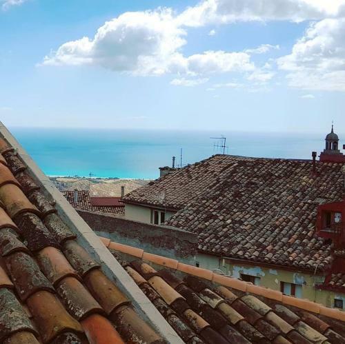Hostal Perla Del Borgo Bed And Breakfast