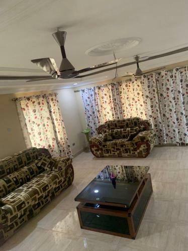 Elegantly Fully Furnished 1 Bedroom Apartment