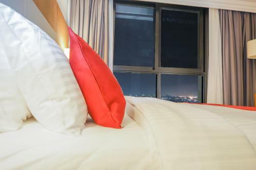 Star Land Hotel Bastos