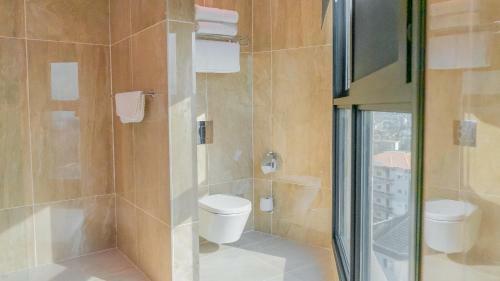 Star Land Hotel Bastos