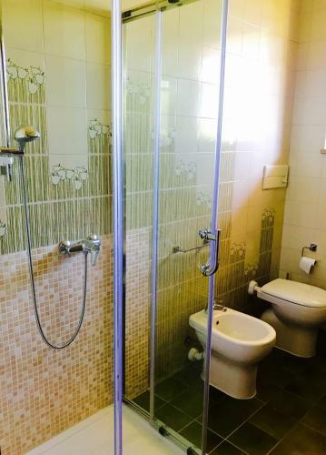 Cris Apartments