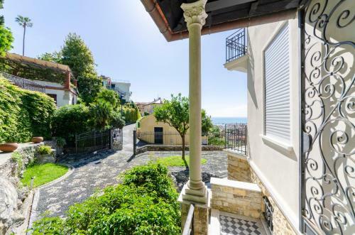 Altido Royal Villa With Orange Tree Garden And Seaview