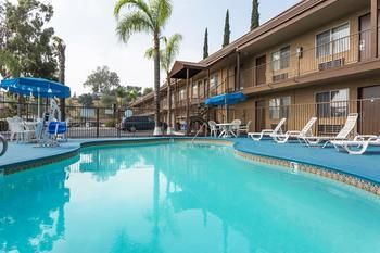 Motel Days Inn - San Bernardino Riverside