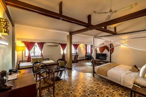 Villa Langka Hotel & Restaurant