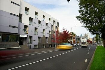 Aparthotel City Edge North Melbourne Apartment Hotel