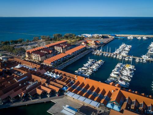 Aparthotel Hillarys Harbour Resort