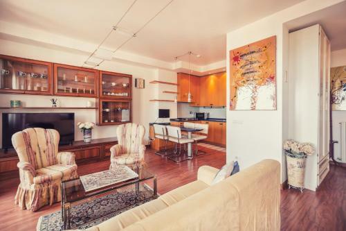Le Orchidee 10 Apartment By Wonderful Italy