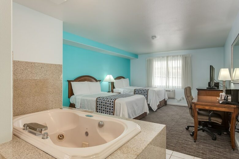 Pacifica Beach Hotel