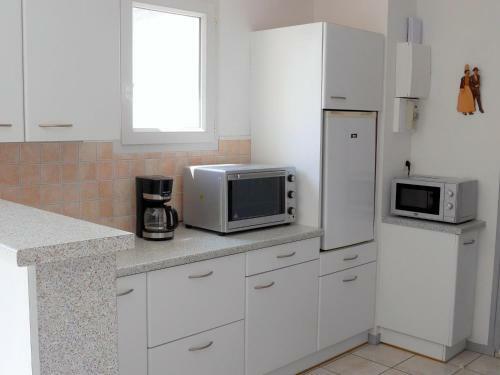 Apartamento Holiday Flat Camaret-sur-mer - Bre06111e-p