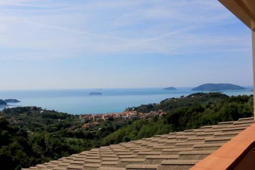 Hidden Gem Apartment With Swimming Pool