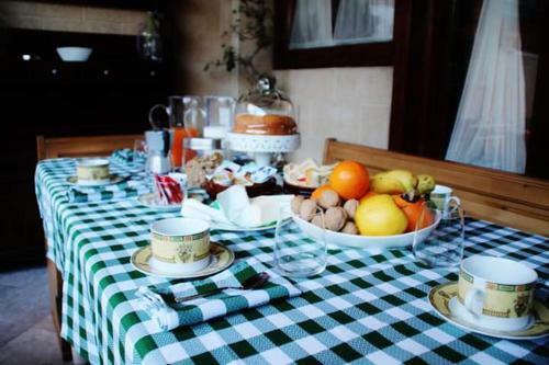 Hostal The Holiday House