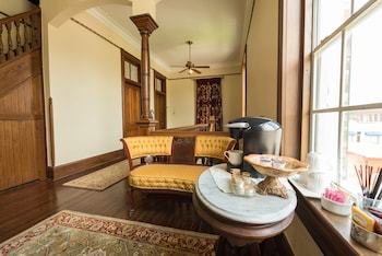 Bed & Breakfast Mosheim Mansion