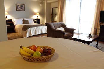 Bed & Breakfast Suites Metropoli