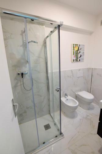 Apartamento Grande Terrazzo E Parcheggio Privato, 350 M Dalla Spiaggia