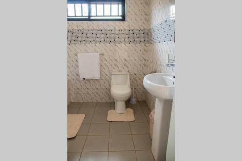 Modern & Secure Apartment In Area 43 Lilongwe - Self Catering