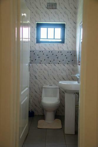 Modern & Secure Apartment In Area 43 Lilongwe - Self Catering