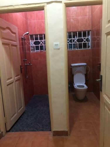 Cozy 3-bedroom Villa In Kwabenya