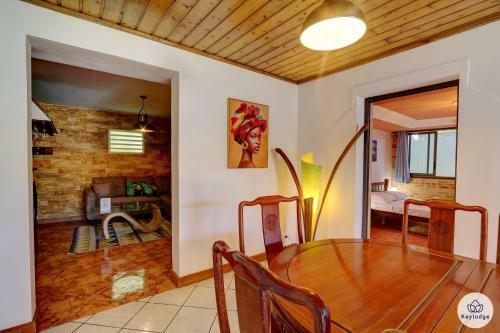 Ted's House - 110m2 - Etang Sal� Les Bains